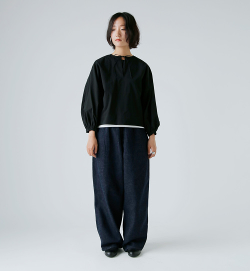 TENNE HANDCRAFTED MODERN / テンハンドクラフテッドモダン | volume sleeve pullover ボリューム スリーブ ブラウス | F | カーキ TENNE HANDCRAFTED MODERN テンハンドクラフテッドモダン