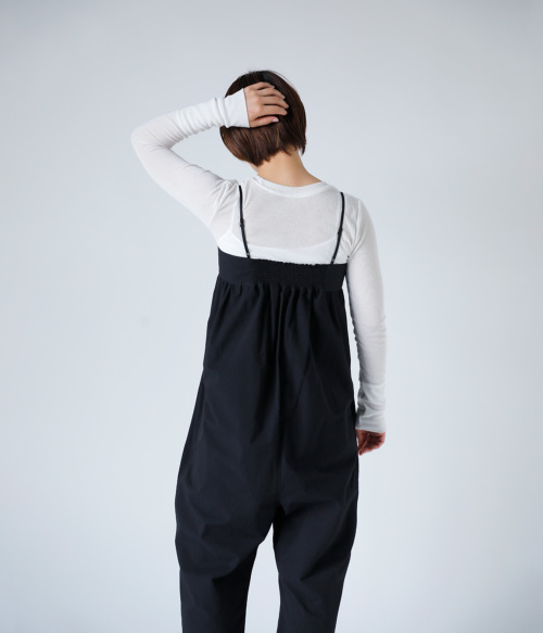 TENNE HANDCRAFTED MODERNシャーリングオールインワン黒 TENNE HANDCRAFTED MODERN テンハンドクラフテッドモダン