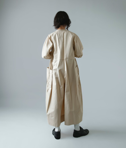 TENNE HANDCRAFTED MODERN テンハンドクラフテッドモダン コットン サテン ボリュームスリーブ オールインワン “volume  sleeve all-in-one” 0025o | iroma..aranciato