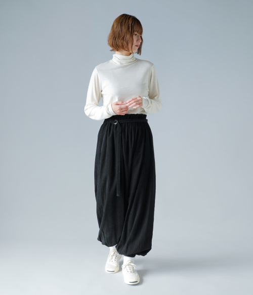 TENNE HANDCRAFTED MODERN ミリタリーバレルパンツ – blanc