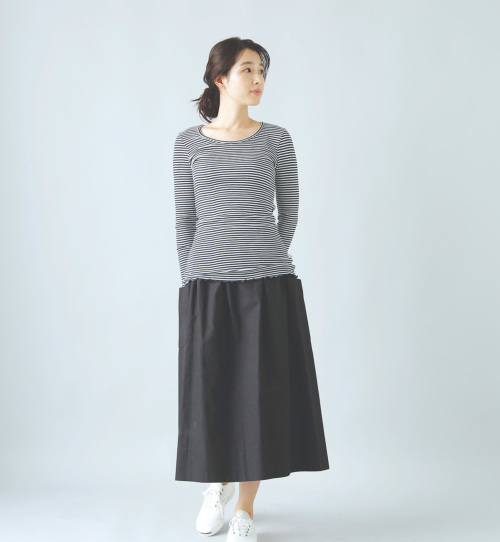 joha ヨハ ウールシルクストライプロングスリーブプルオーバー 10755