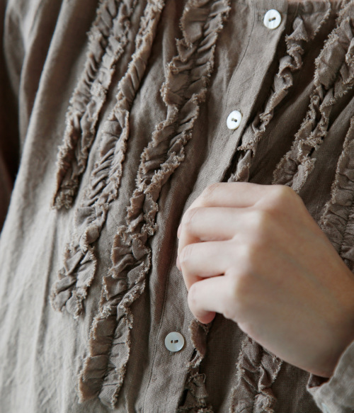 GUPTIHA グプティハ ハンド スパン コットン リネン フリル ブラウス