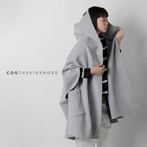 COGTHEBIGSMOKE コグザビッグスモーク GITTY HOODED CAPE ダブル