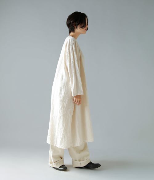 suro スロ リネン ピンタック ドレス suro スロ