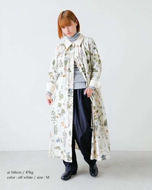 アシードンクラウド　ガウンコート　中綿　刺繍　花柄　ウエストベルト　F アシードンクラウド ガウンコート 中綿 刺繍 花柄 ウエストベルト F