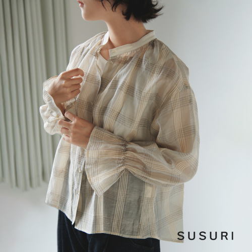 完売 新品未使用 susuri ススリ コットン メロフォン ブラウス 花柄 susuri ススリ コットン リネン シルク メロフォン ブラウス 25-409