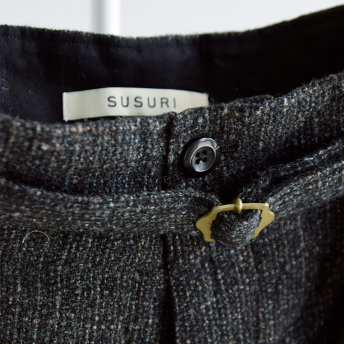 【メンズ】SUSURI ススリ タピールパンツ Tweed Check susuri ススリ ウール タピール パンツ 25-554 | iroma..aranciato