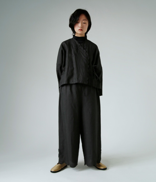 towavaseカシュクールvon voyageオールインワン黒 レディース