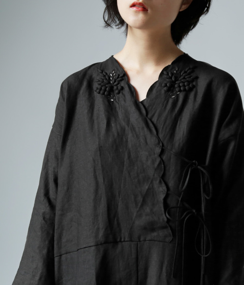towavaseカシュクールvon voyageオールインワン黒 TOWAVASE 【定価7.3万】トワヴァーズ *ボンボヤージュ