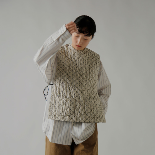 TOWAVASE トワヴァーズ リネン ダイストーンプリント ベスト “French