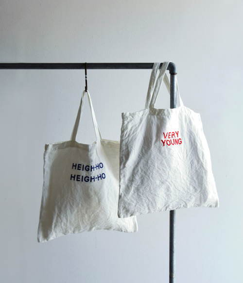 TRAUM□originalリネン100%-tote R & D.M.Co- オールドマンズテーラー リネン プリンセスフラワー