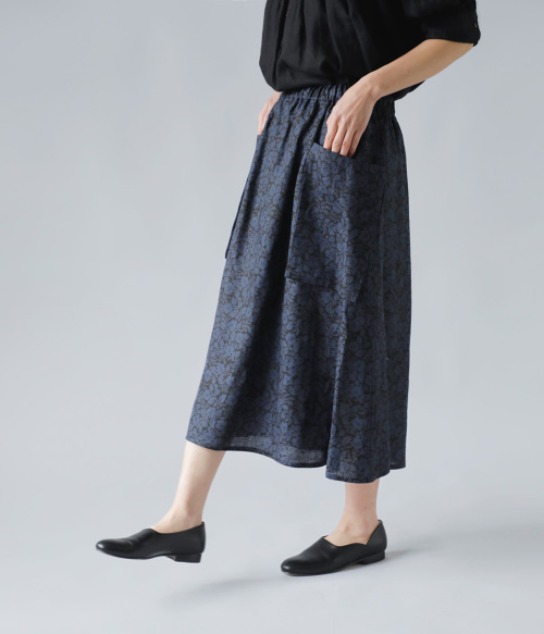 R&D.M.Co- ポケットスカート　ブラック R&D.M.Co-（オールドマンズテーラー）GARMENT DYE POCKET SKIRT