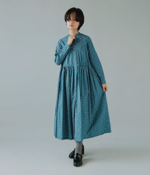 R & D.M.Co- オールドマンズテーラー スモール モチーフ パターン フロント オープン ドレス “SMALL MOTIF PATTERN FRONT  OPEN DRESS” 7098 | iroma..aranciato