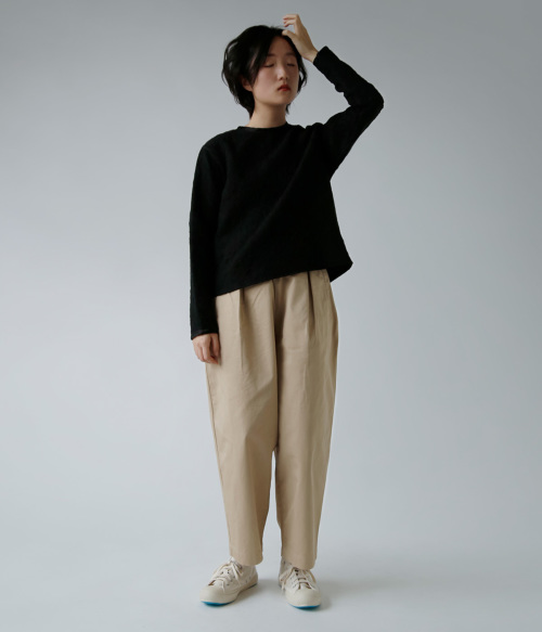【R&D.M.Co-】 SKETCH BOOK バックボタンロングブラウス 着用しわ軽減/吸水速乾】バックボタンブラウス(トップス)｜CAST