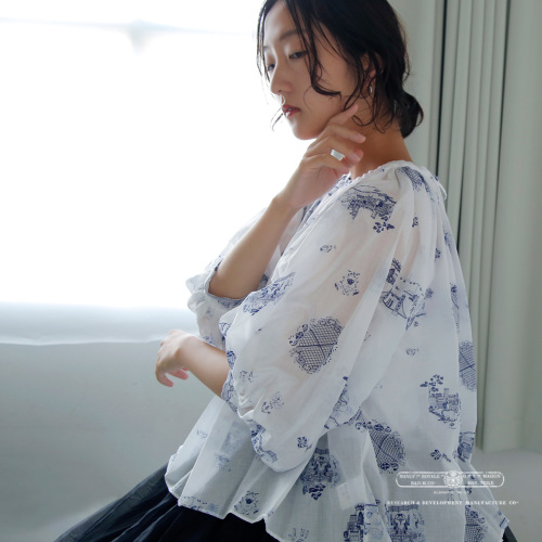 オールドマンズテーラー　ギャザースモックブラウス　カメオ R&D.M.Co- オールドマンズテーラー : DENSELY LINEN GATHER