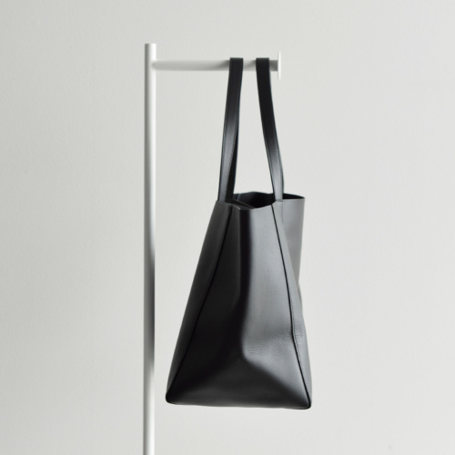 R & D.M.Co- オールドマンズテーラー カウレザー トート バッグ “CABAS