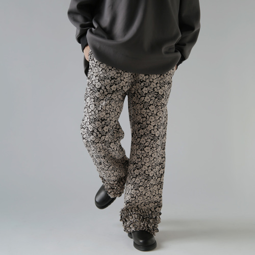 R & D.M.Co- オールドマンズテーラー ワイルドベリー フリル パンツ