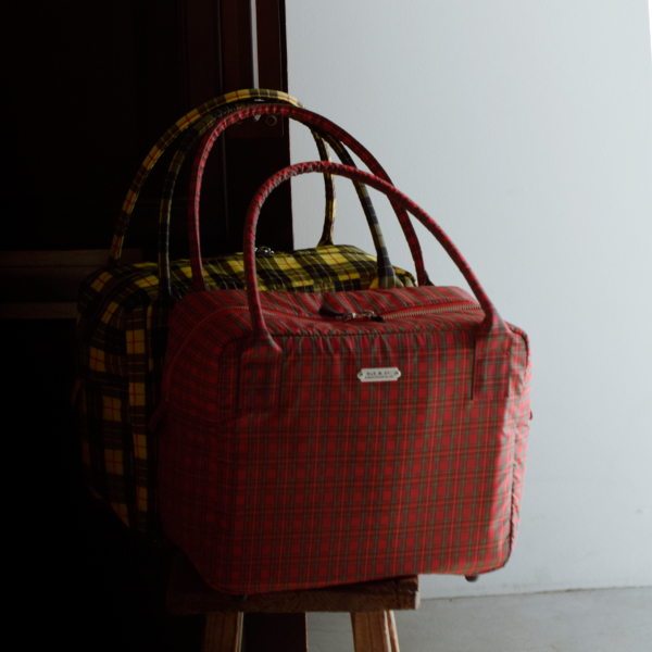 �J���[�o���G�[�V����