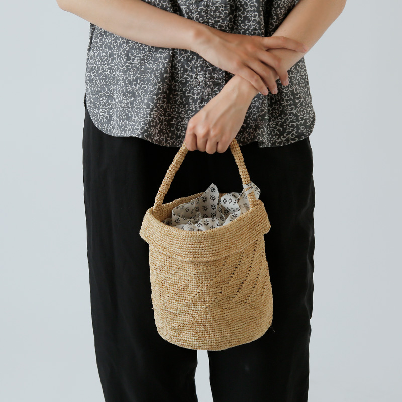 maison de soil メゾン ド ソイル RAFFIA ONE HANDLE BARREL BAG