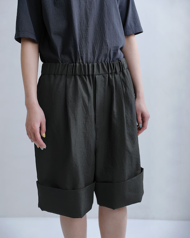 Dulcamara ドゥルカマラ 26ss ドライポリ ダブルヘムショートパンツ Dulcamara ドゥルカマラ ドライポリ ダブルヘム ショートパンツ d126