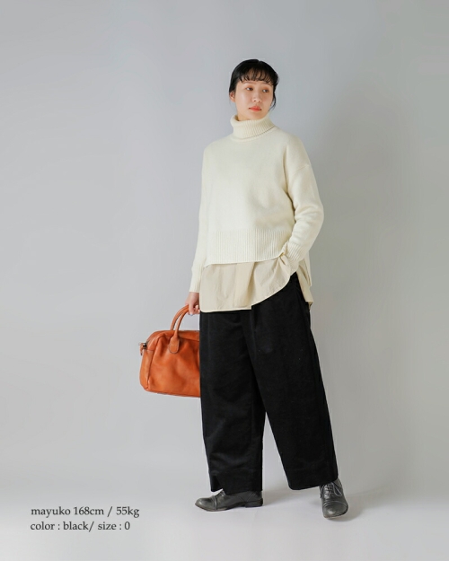 Dulcamara ドゥルカマラ モールスキン シンプル 2タック ワイドパンツ