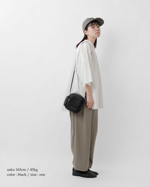 Aeta アエタ ディアレザー ショルダー ポーチ “SHOULDER POUCH” da05-mn | iroma..aranciato