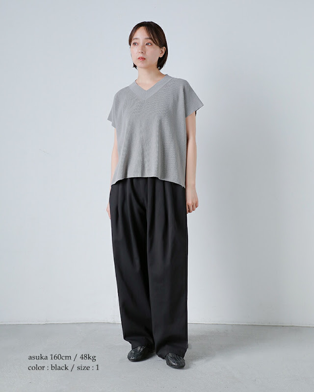 エヴァムエヴァ　コットンタックパンツ 2023年　ブラック　1 evam eva エヴァムエヴァ コットン タック ワイド パンツ e261t060