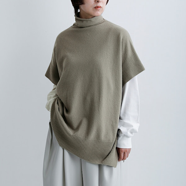 evam eva ウール ハイネック ニットポンチョ