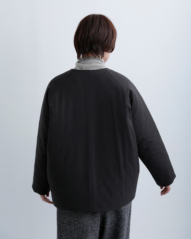 evam eva エヴァムエヴァ ウール パデッド ノーカラー ショートコート