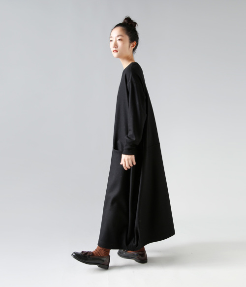 atelier naruse アトリエナルセ スムース ウール コクーン ワンピース