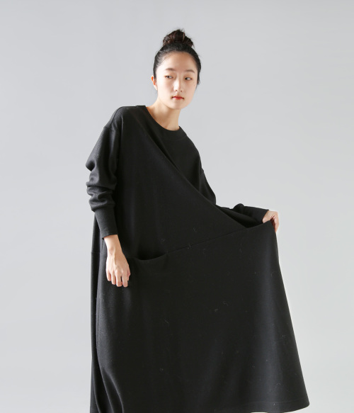 atelier naruse アトリエナルセ スムース ウール コクーン ワンピース