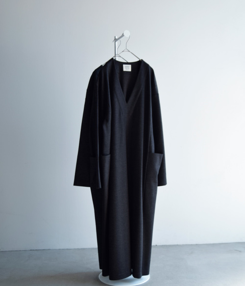 ⭐︎★るん⭐︎未使用タグつき⭐︎EDITION ウールジャージー ワンピース ESSENTIAL / アクアスーティングジャージーワンピース(SALE) ESSENTIAL