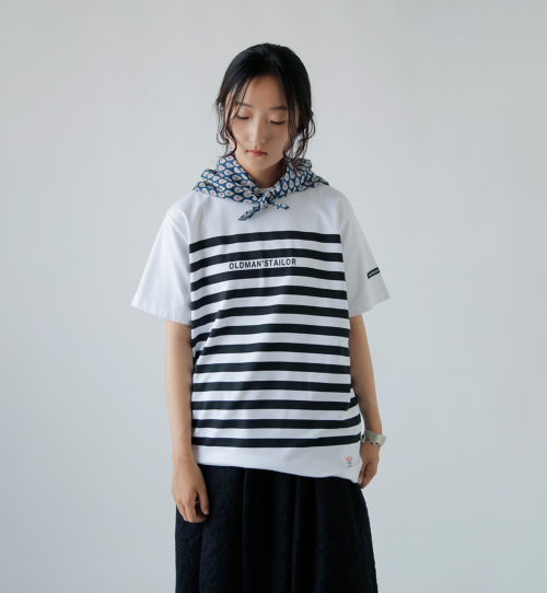 【美品】R&D.M.CO- オールドマンズテーラー プリントクルーネックTシャツ R & D.M.Co- オールドマンズテーラー ボーダー プリント クルー