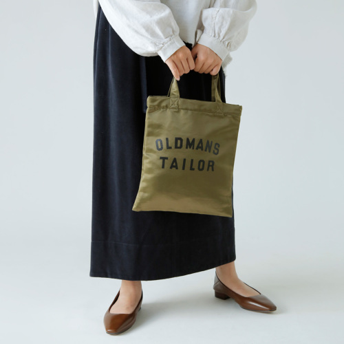 R & D.M.Co- オールドマンズテーラー コットン ナイロン ロゴプリント