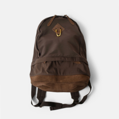 MASTER&Co. カラビナ付き スエードボトム デイパック