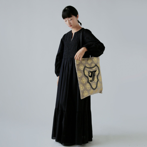 TOWAVASE トワヴァーズ maison de montagne リーフ柄 リネン 刺繍