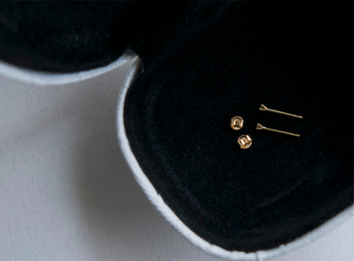 noguchi BIJOUX ノグチスタッドブラウンダイヤK14YG ピアス nn364
