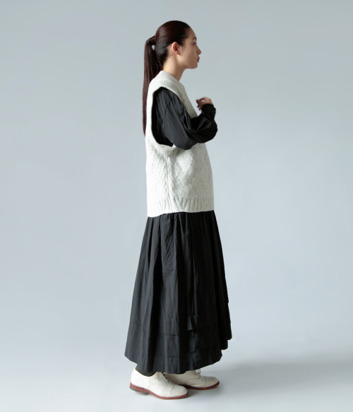 ONICA オニカ スーパーファイン ウール ベスト “Superfine Wool Vest