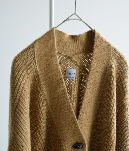 COS モヘア ニット カーディガン COS モヘア ニット カーディガン CABLE-KNIT MOHAIR CARDIGAN