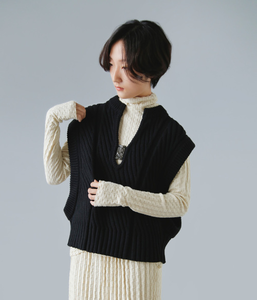 ONICA オニカ エアリー コットン ベスト “Airy-Cotton Vest” oni046