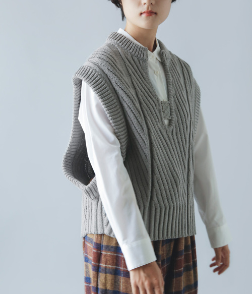 ONICA オニカ エアリー コットン ベスト “Airy-Cotton Vest” oni046