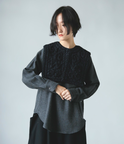 Pheeta フィータ ウール 2way つけ襟付き ノーカラー トップス