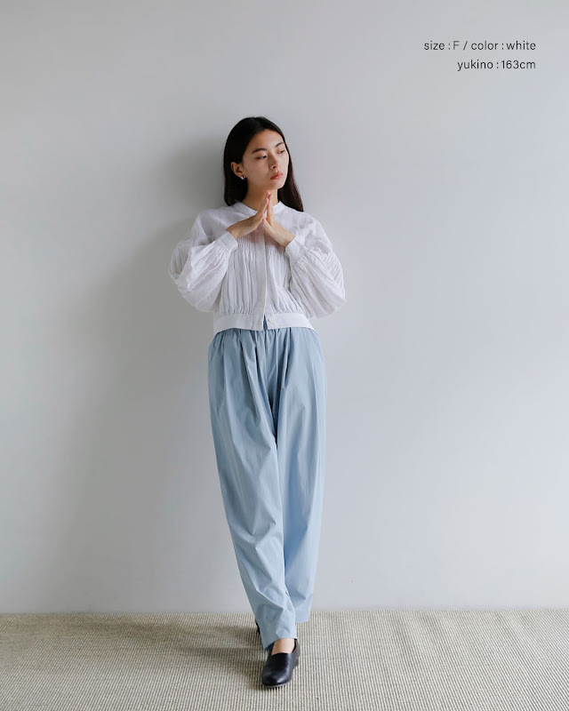 Pheeta フィータ コットン リネン バンドカラー ピンタック ブラウス