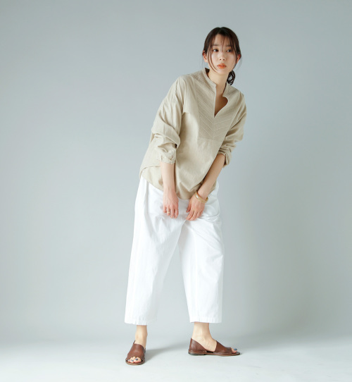 【新品タグ付き】　Pheeta フィータ　コットン切替テーパードパンツ Pheeta(フィータ)コットン切替テーパードパンツ“Luisa” ph21aw