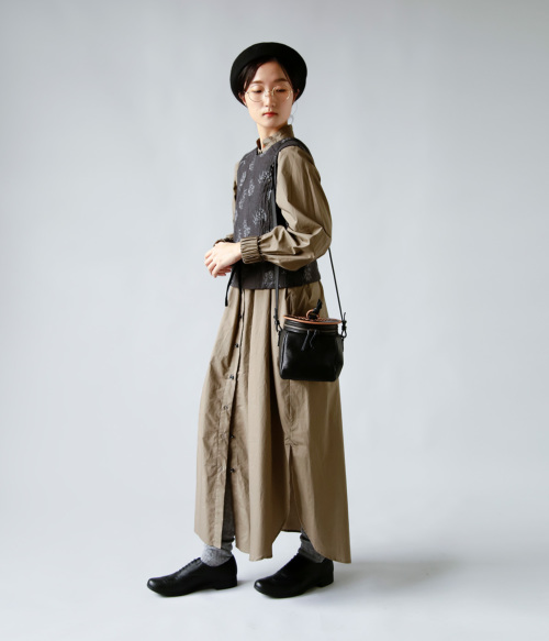 Yammart(ヤマート)カウレザーポットモチーフキューブ型ミニ
