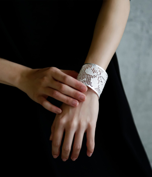 MAISON RUBAS. シルバー レースバングル MAISON RUBUS. メゾンルーバス リコレクション シルバー レース