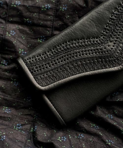 Yammart(ヤマート)カウレザー刺繍ロングウォレット stitch-long-wallet
