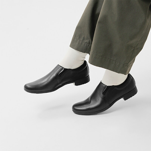 TRAVEL SHOES by chausser トラベルシューズバイショセ レザー スリッポン シューズ