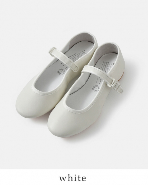 TRAVEL SHOES by chausser トラベルシューズバイショセ ワン