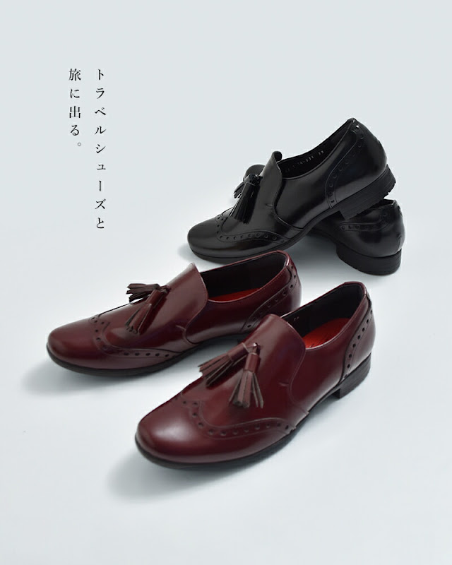 クリスマスセール レザー カジュアルシューズ 黒/赤 TRAVEL SHOES by chausser トラベルシューズバイショセ ガラスレザー